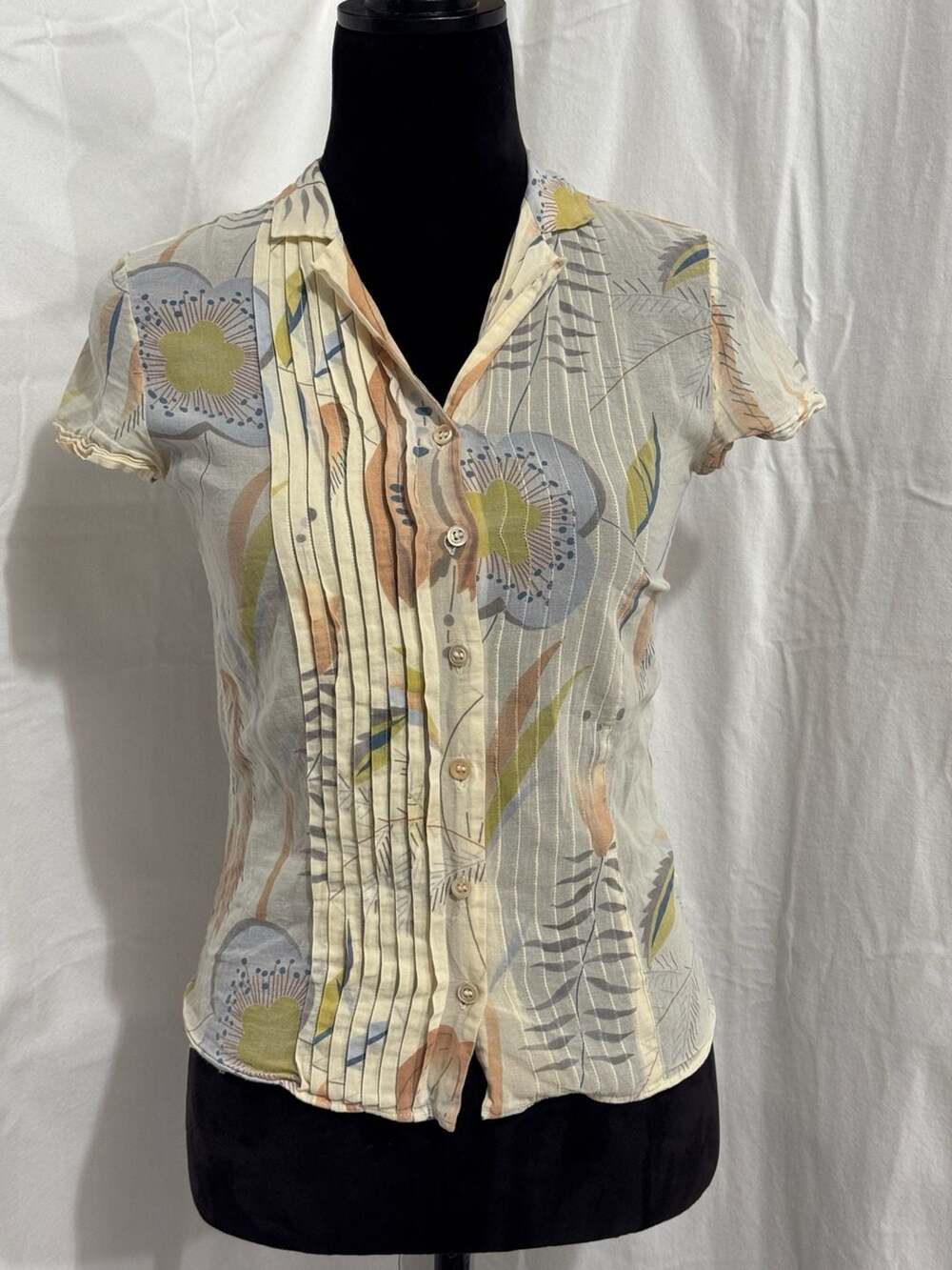 Moschino Women's Short Sleeve Button-Front Blouse with Floral Print - Picture 7 of 9